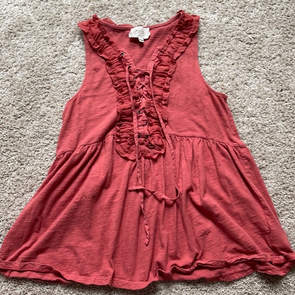 Tank blouse from Francesca’s Boutique - Picture 1 of 1